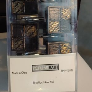 12 Resin Shower hooks Zambia Brown